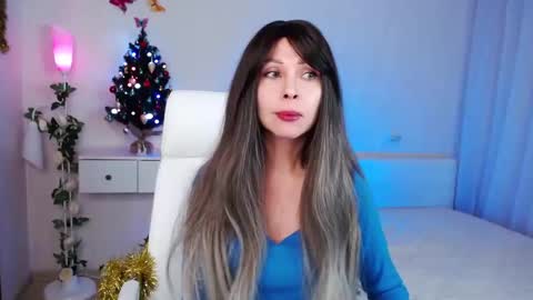 Snapshot of wendifoster chatting on 01.13.25 Wendi Foster online show from 01.13.25