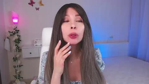 Snapshot of wendifoster chatting on 02.11.25 Wendi Foster online show from 02.11.25