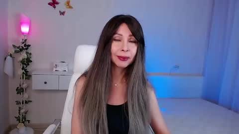 Snapshot of wendifoster chatting on 02.13.25 Wendi Foster online show from 02.13.25