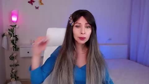 Snapshot of wendifoster chatting on 03.03.25 Wendi Foster online show from 03.03.25