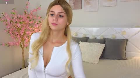 Im Wendy online show from 12.15.24