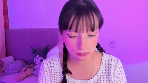 Wenstacie INDEPENDENT MODEL online show from 11.04.25