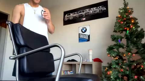 Topjitt online show from 12.04.24