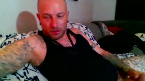 Snapshot of werhorny3 chatting on 12.17.25 werhorny3 online show from 12.17.25