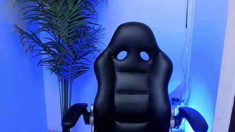 WES online show from 01.08.26