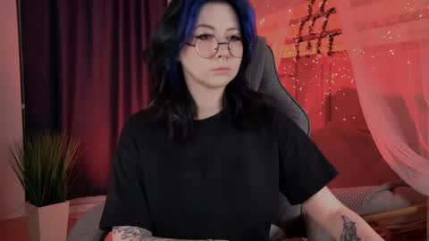 little girl who is always rightLisa online show from 04.13.26