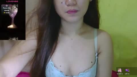 Snapshot of wet_hornypussy chatting on 10.15.25 wet hornypussy online show from 10.15.25