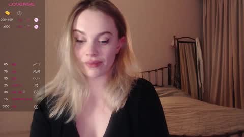 Lana online show from 02.23.25