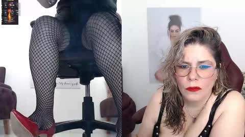 Snapshot of wet_liss chatting on 09.28.25 Diva online show from 09.28.25