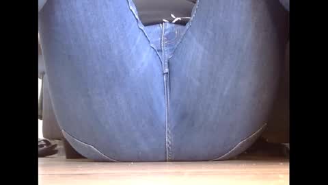 Snapshot of wet_pants2022 chatting on 03.03.25 wet_pants2022 online show from 03.03.25