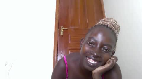 Snapshot of wet_pussy2025 chatting on 11.14.25 wet_pussy2025 online show from 11.14.25