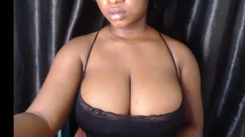 Snapshot of wet_xxpussy55 chatting on 10.18.25 Sonia online show from 10.18.25