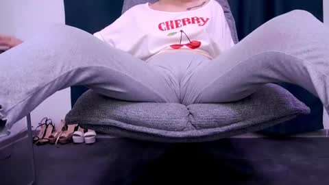 Beatrice Moan from LovenseWet from Tip MenuOpen for Private online show from 07.07.26