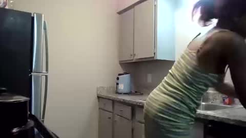 Kylie online show from 10.12.25