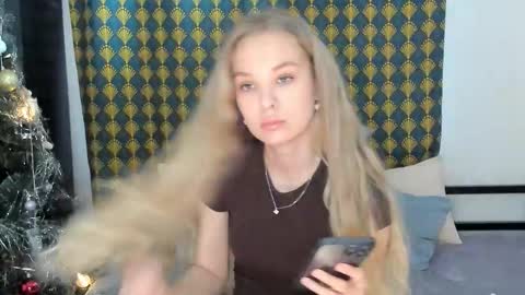 Kate online show from 12.03.25