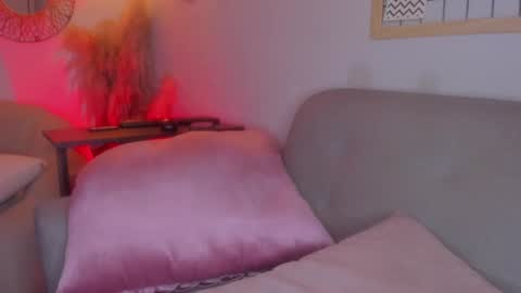 Sara  online show from 01.15.25