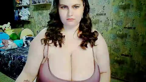 Snapshot of whisperinthedarkk chatting on 11.25.25 whisperinthedarkk online show from 11.25.25