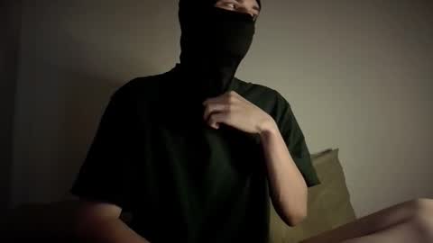 whispero_o online show from 11.09.25