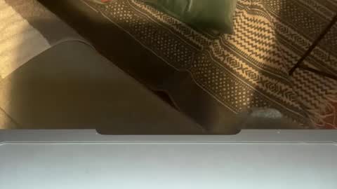 white_bubble online show from 03.21.26