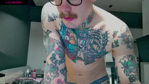 Max online show from 11.17.25