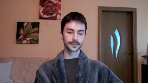 Tom online show from 10.03.25