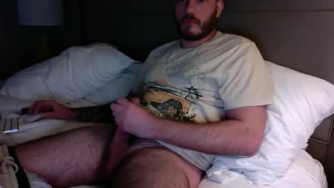 Snapshot of whitebubblebutt44 chatting on 02.10.25 whitebubblebutt44 online show from 02.10.25