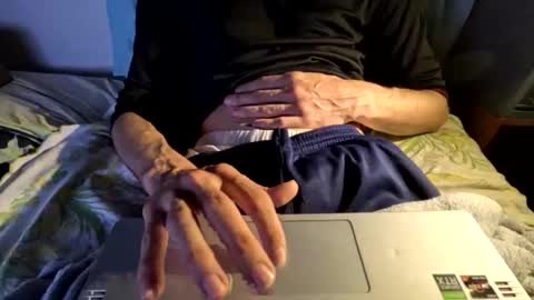 Mmmm online show from 04.19.26