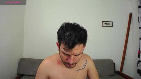 Dylan white online show from 01.10.25