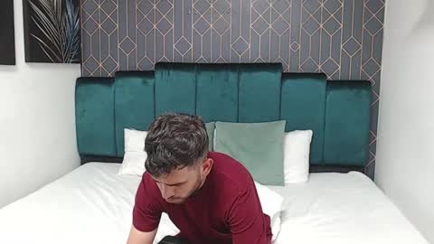 Dylan white online show from 02.04.25