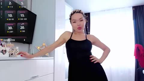 WhiteLaBunny online show from 01.10.26