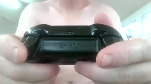 whitepantieman online show from 03.06.25