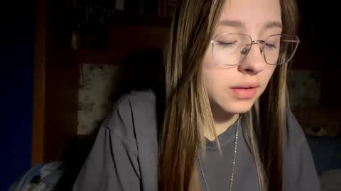 Vicky online show from 04.08.26