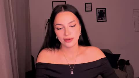 whoislulu online show from 10.14.25