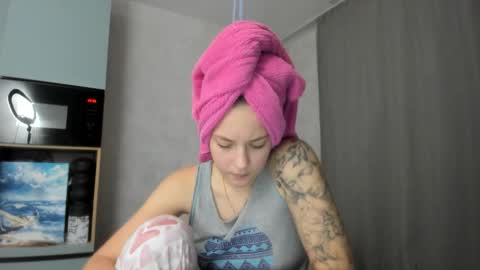 Veronica online show from 10.22.25