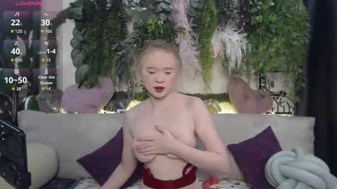 Snapshot of wiagra chatting on 11.21.25 wiagra online show from 11.21.25