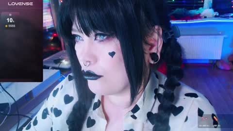 Laura  online show from 01.14.25