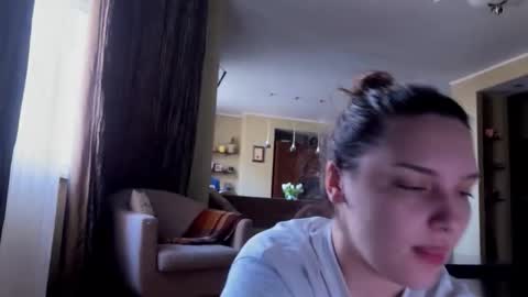 VI online show from 11.05.25