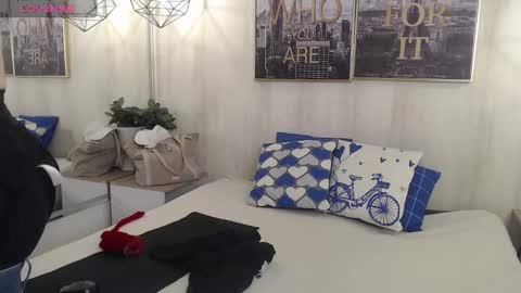 Snapshot of wife_mature chatting on 01.16.25 sussy online show from 01.16.25