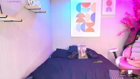 Snapshot of wife_mature chatting on 07.01.26 sussy online show from 07.01.26