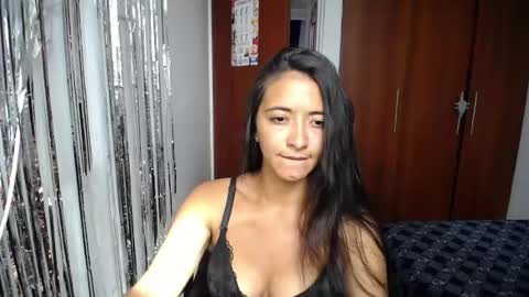Snapshot of wifhot chatting on 05.20.26 Ilauren online show from 05.20.26