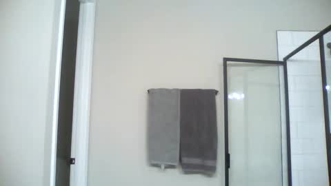 wil1565 online show from 11.19.25