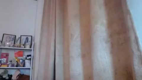 angel online show from 11.21.25