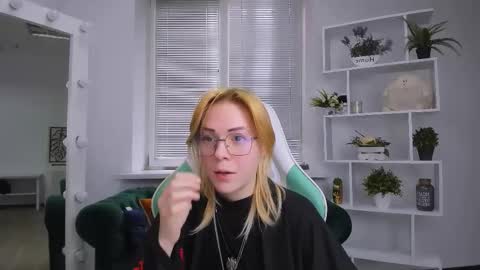wild_berry_soul online show from 10.18.25