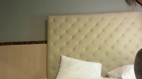 wild_bigcock23 online show from 04.19.26