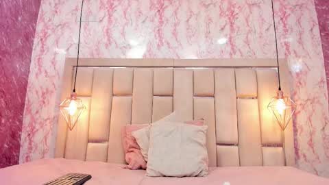 wild_firee_ online show from 12.02.25