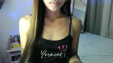 Snapshot of wild_flowerx21 chatting on 02.19.25 Analyn online show from 02.19.25