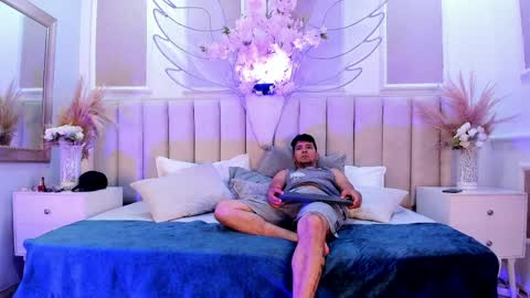 wild lovers  online show from 04.03.26