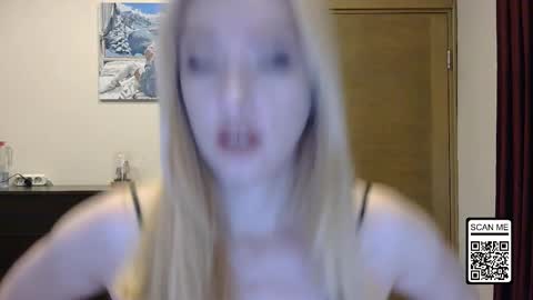 Snapshot of wild_silk_desire chatting on 10.05.25 Alina online show from 10.05.25