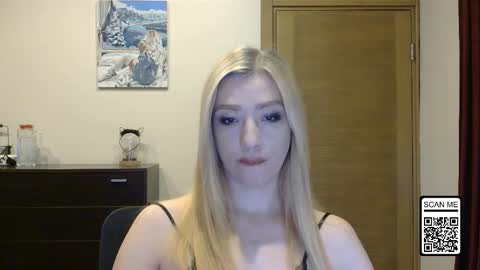 Snapshot of wild_silk_desire chatting on 11.09.25 Alina online show from 11.09.25