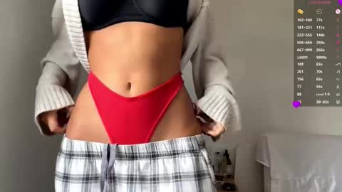 Mia online show from 10.19.25